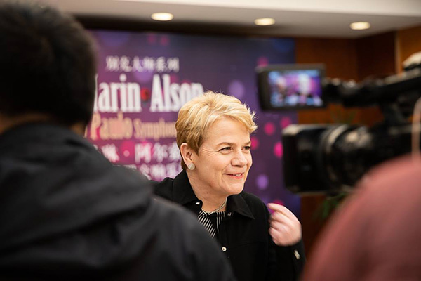 Marin Alsop at the media reception in Shanghai | © Mariana Garcia